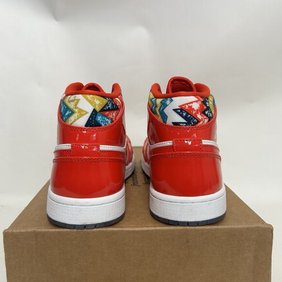 Nike Air Jordan 1 Retro Mid SE “Barcelona Sweater Red White” main image 6